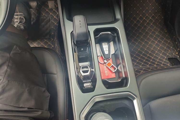 Used Geely Auto Haoyue L 2023 2.0T DCT Prestige Edition Gear Lever