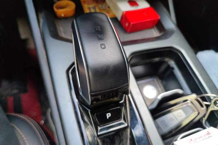 Used Geely Auto Haoyue L 2023 2.0T DCT Luxury Version Gear Lever