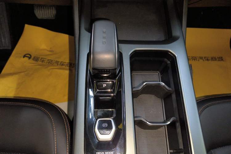 Used Geely Auto Haoyue L 2023 2.0T DCT Prestige Edition Gear Lever