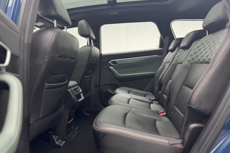 Used Geely Auto Haoyue L 2023 2.0T DCT Prestige Edition Interior 7