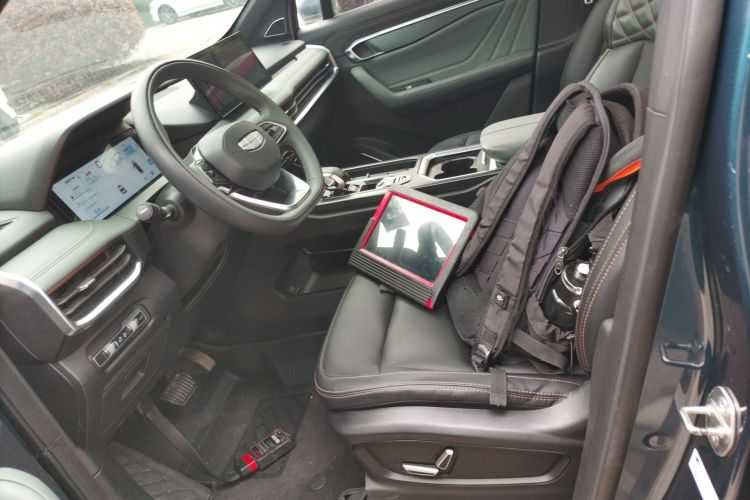 Used Geely Auto Haoyue L 2023 2.0T DCT Prestige Edition Left Front Seat