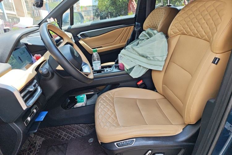 Used Geely Auto Haoyue L 2023 2.0T DCT Flagship Version Left Front Seat