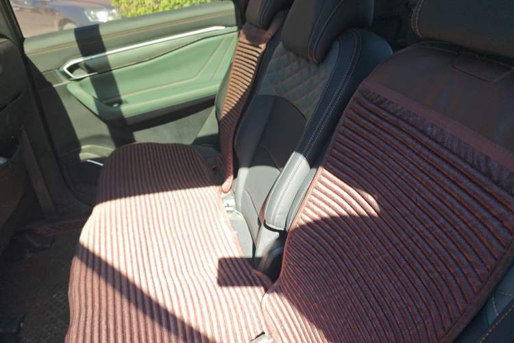 Used Geely Auto Haoyue L 2023 2.0T DCT Prestige Edition Left Rear Seat