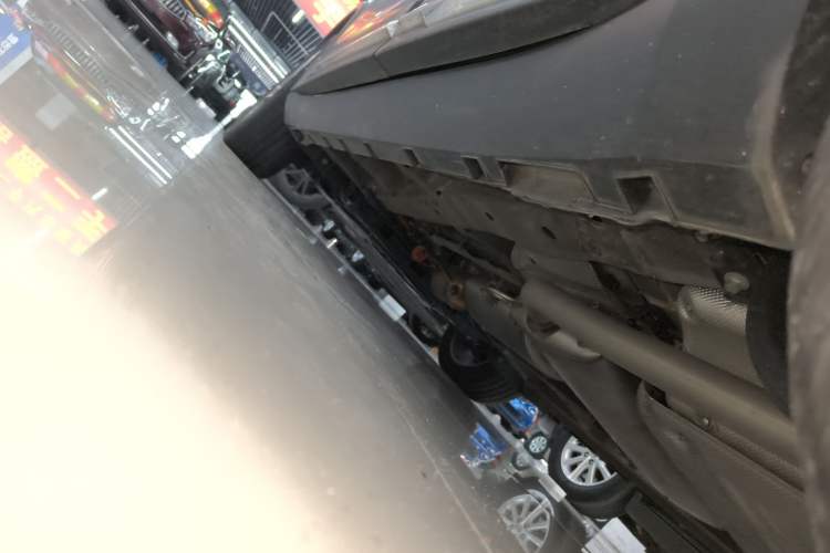 Used Geely Auto Haoyue L 2023 2.0T DCT Prestige Edition Left Side Sill