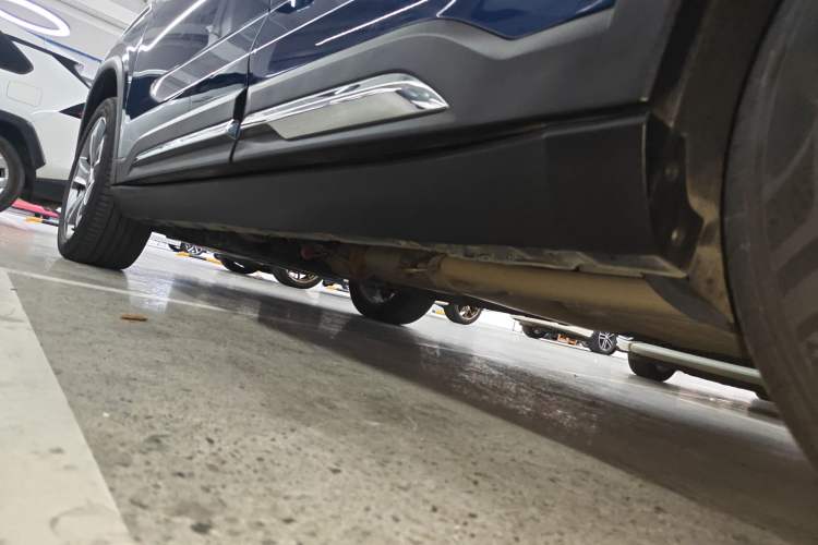 Used Geely Auto Haoyue L 2023 2.0T DCT Flagship Version Left Side Sill