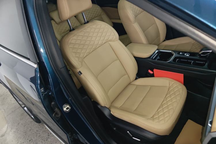 Used Geely Auto Haoyue L 2023 2.0T DCT Flagship Version Right Front Seat