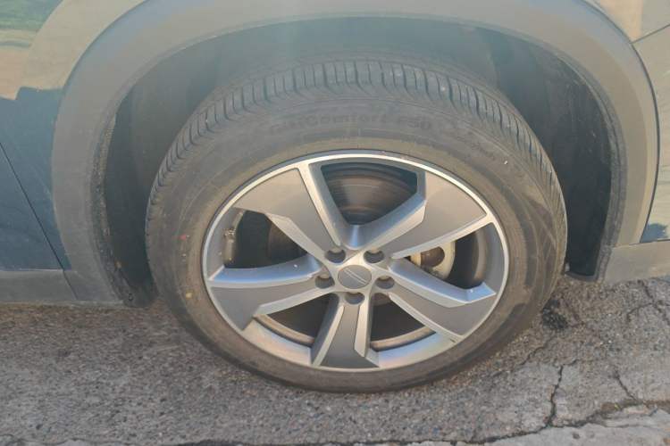Used Geely Auto Haoyue L 2023 2.0T DCT Prestige Edition Right Front Wheel Hub