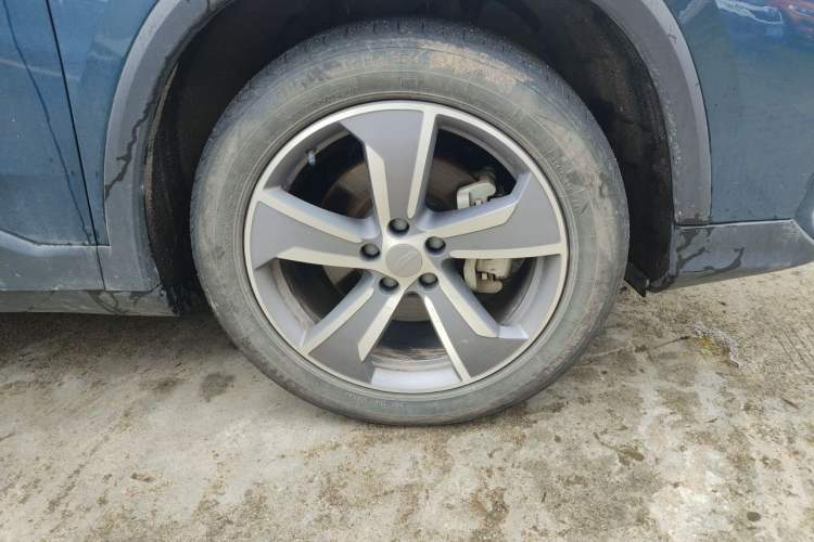 Used Geely Auto Haoyue L 2023 2.0T DCT Flagship Version Right Front Wheel Hub