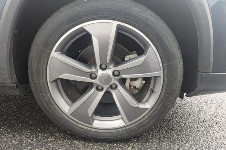 Used Geely Auto Haoyue L 2023 2.0T DCT Flagship Version Right Front Wheel Hub