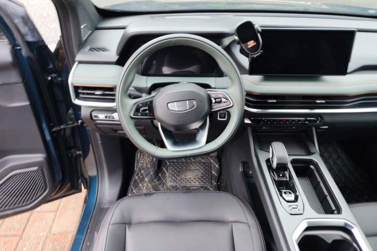 Used Geely Auto Haoyue L 2023 2.0T DCT Luxury Version Steering Wheel