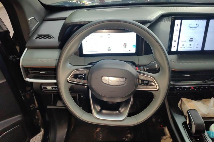 Used Geely Auto Haoyue L 2023 2.0T DCT Prestige Edition Steering Wheel
