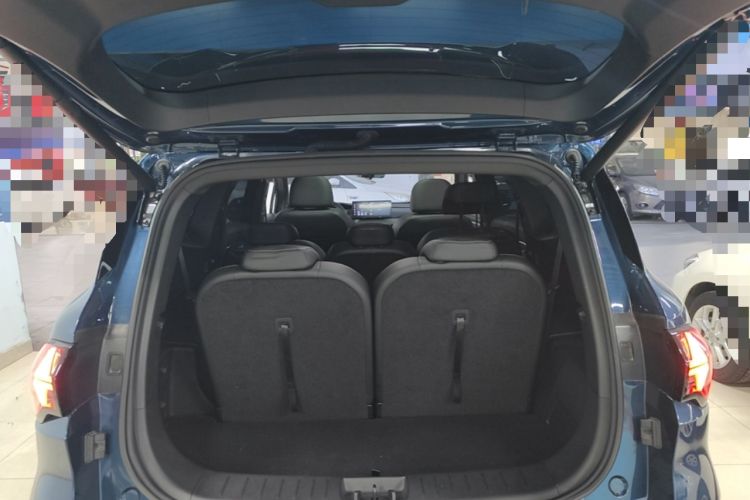 Used Geely Auto Haoyue L 2023 2.0T DCT Prestige Edition Trunk