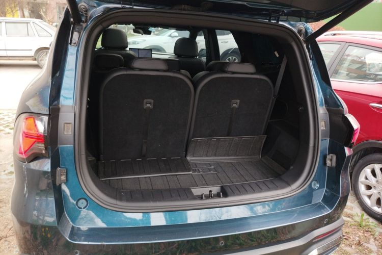 Used Geely Auto Haoyue L 2023 2.0T DCT Prestige Edition Trunk