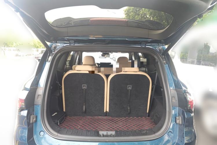 Used Geely Auto Haoyue L 2023 2.0T DCT Flagship Version Trunk
