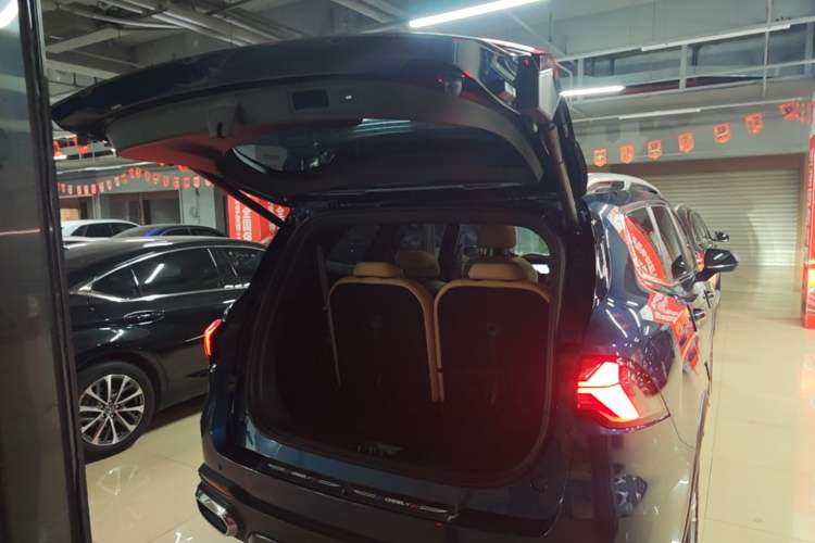 Used Geely Auto Haoyue L 2023 2.0T DCT Flagship Version Trunk