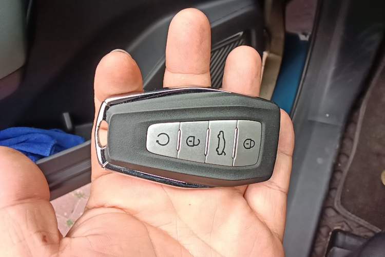Used Geely Auto Haoyue L 2023 2.0T DCT Prestige Edition Vehicle Key