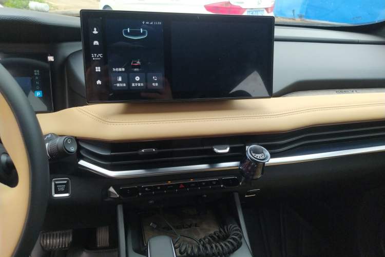 Used Geely Auto Haoyue L 2023 2.0T DCT Flagship Version Audio And AC Panel