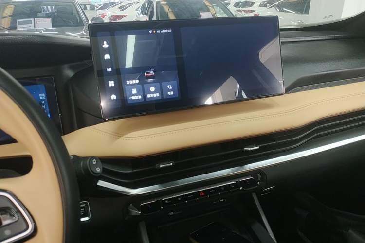 Used Geely Auto Haoyue L 2023 2.0T DCT Flagship Version Audio And AC Panel