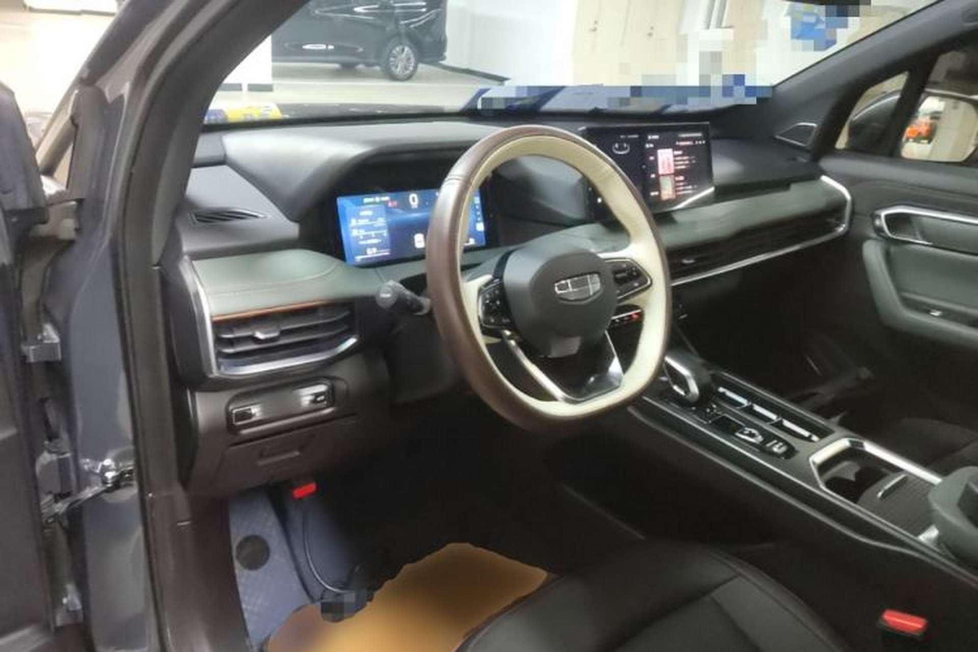 Used Geely Auto Haoyue L 2023 2.0T DCT Prestige Edition Center Console