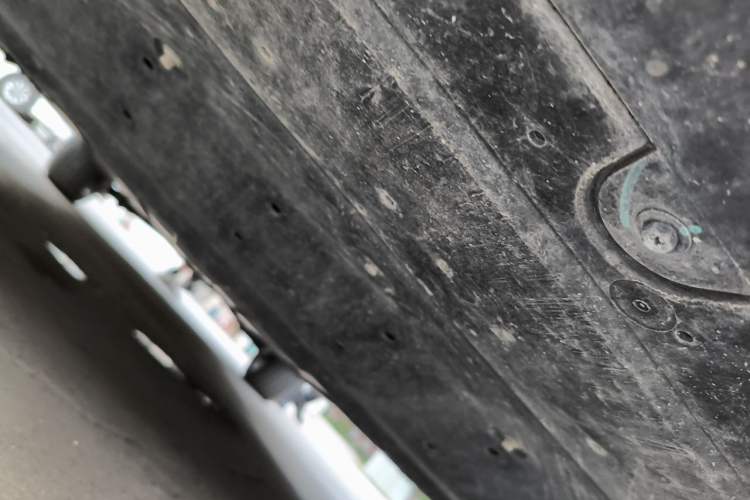 Used Geely Auto Haoyue L 2023 2.0T DCT Prestige Edition Chassis Front