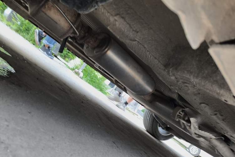 Used Geely Auto Haoyue L 2023 2.0T DCT Prestige Edition Chassis Front Left