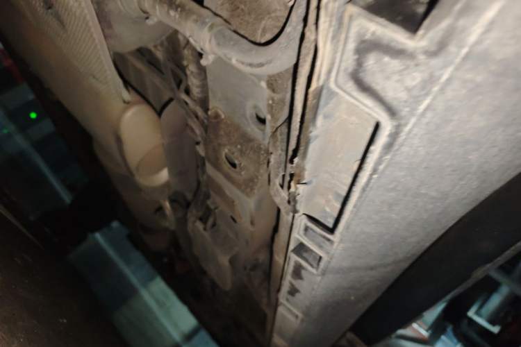 Used Geely Auto Haoyue L 2023 2.0T DCT Prestige Edition Chassis Rear Right