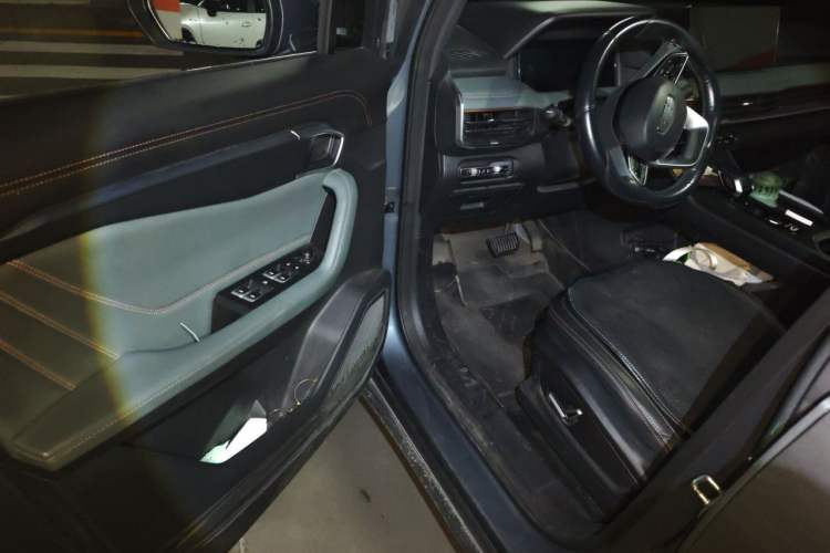 Used Geely Auto Haoyue L 2023 2.0T DCT Prestige Edition Driver Seat