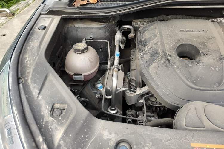 Used Geely Auto Haoyue L 2023 2.0T DCT Prestige Edition Engine Bay Right