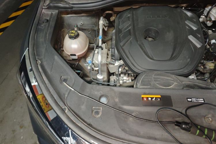 Used Geely Auto Haoyue L 2023 2.0T DCT Prestige Edition Engine Bay Right