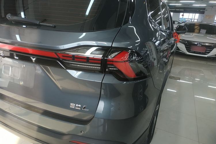 Used Geely Auto Haoyue L 2023 2.0T DCT Flagship Version Exterior 3