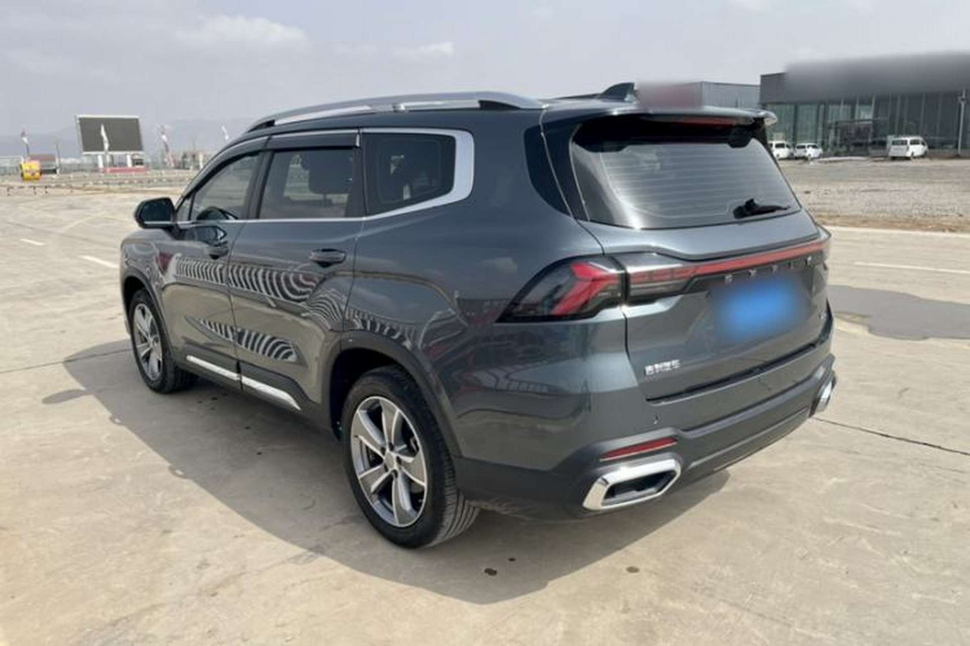 Used Geely Auto Haoyue L 2023 2.0T DCT Prestige Edition Exterior 5