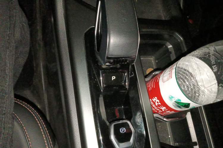Used Geely Auto Haoyue L 2023 2.0T DCT Prestige Edition Gear Lever