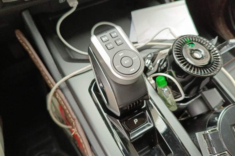 Used Geely Auto Haoyue L 2023 2.0T DCT Prestige Edition Gear Lever
