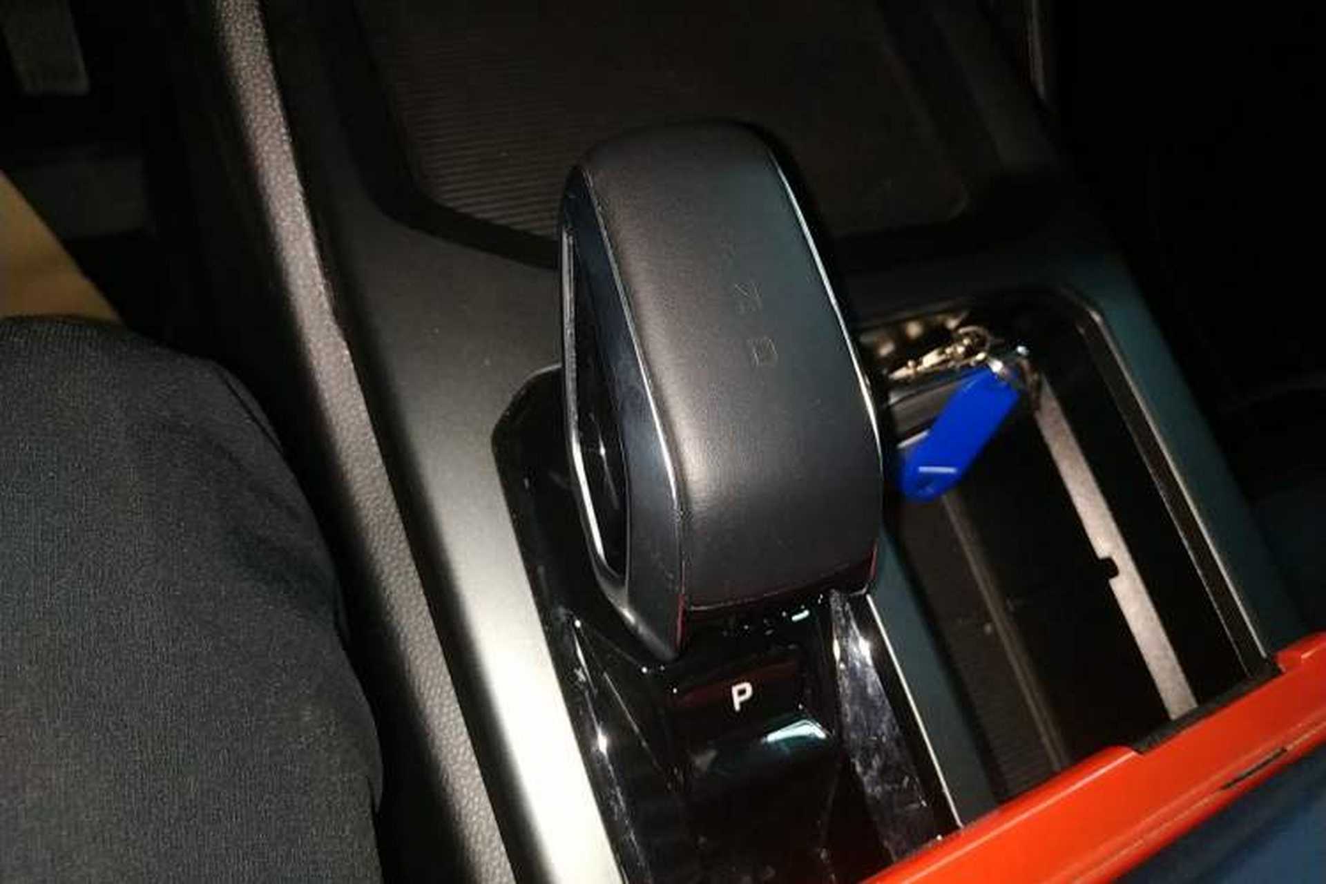 Used Geely Auto Haoyue L 2023 2.0T DCT Prestige Edition Gear Lever
