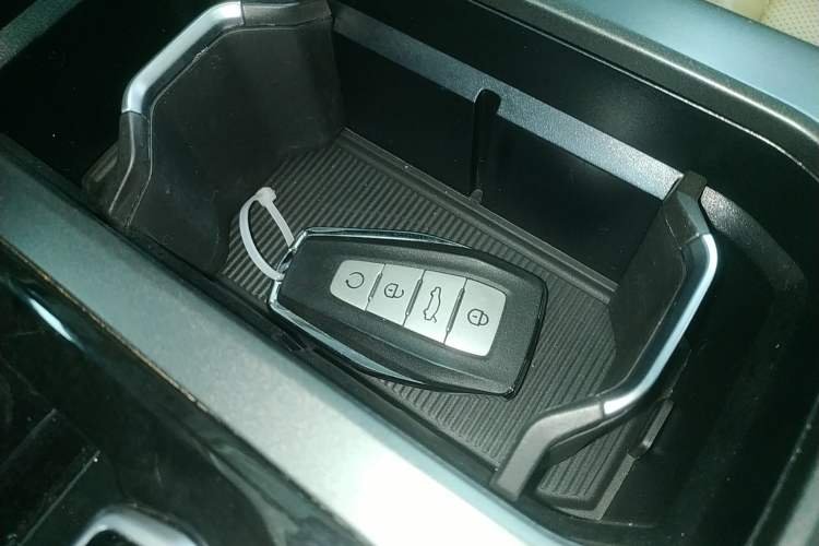 Used Geely Auto Haoyue L 2023 2.0T DCT Flagship Version Interior 1