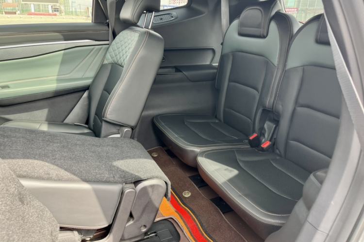 Used Geely Auto Haoyue L 2023 2.0T DCT Prestige Edition Interior 6