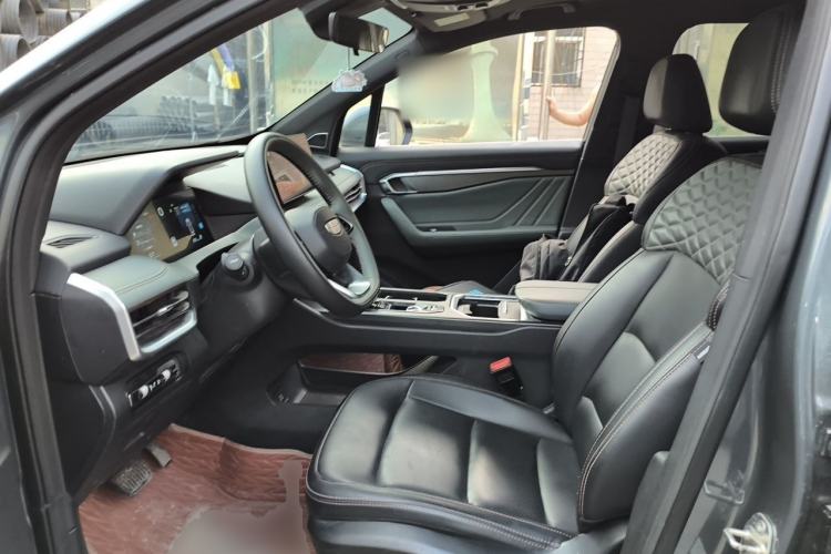 Used Geely Auto Haoyue L 2023 2.0T DCT Prestige Edition Left Front Seat