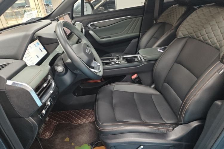 Used Geely Auto Haoyue L 2023 2.0T DCT Prestige Edition Left Front Seat