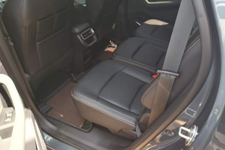 Used Geely Auto Haoyue L 2023 2.0T DCT Luxury Version Left Rear Seat
