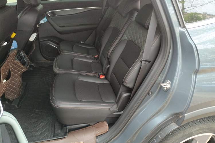 Used Geely Auto Haoyue L 2023 2.0T DCT Prestige Edition Left Rear Seat