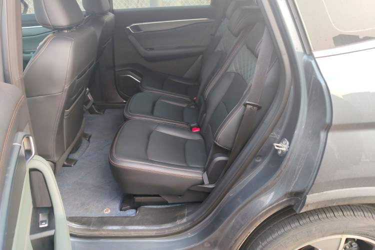 Used Geely Auto Haoyue L 2023 2.0T DCT Prestige Edition Left Rear Seat