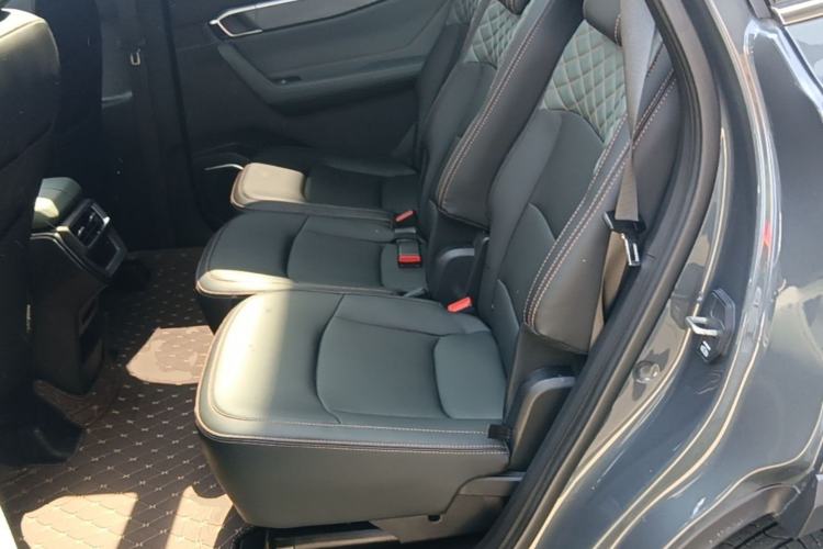 Used Geely Auto Haoyue L 2023 2.0T DCT Luxury Version Left Rear Seat