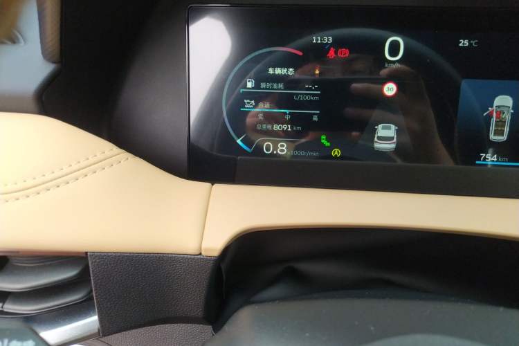 Used Geely Auto Haoyue L 2023 2.0T DCT Flagship Version Odometer Close Up