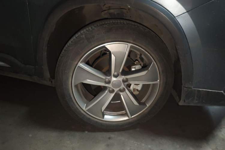 Used Geely Auto Haoyue L 2023 2.0T DCT Prestige Edition Right Front Wheel Hub