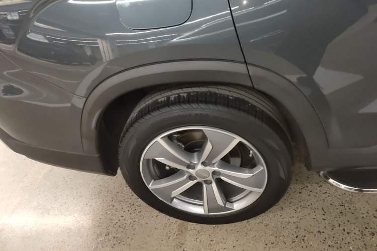 Used Geely Auto Haoyue L 2023 2.0T DCT Prestige Edition Right Rear Wheel Hub