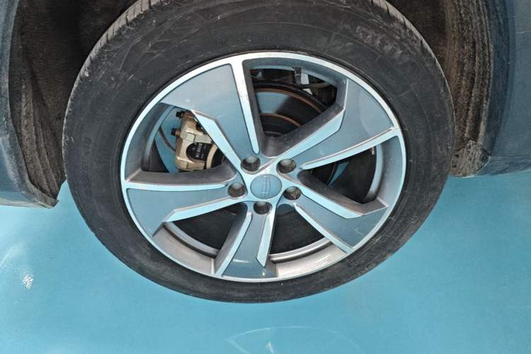 Used Geely Auto Haoyue L 2023 2.0T DCT Prestige Edition Right Rear Wheel Hub
