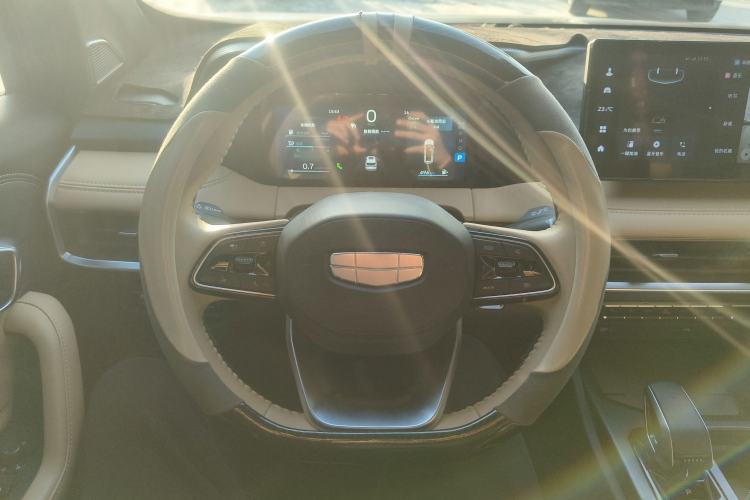 Used Geely Auto Haoyue L 2023 2.0T DCT Flagship Version Steering Wheel