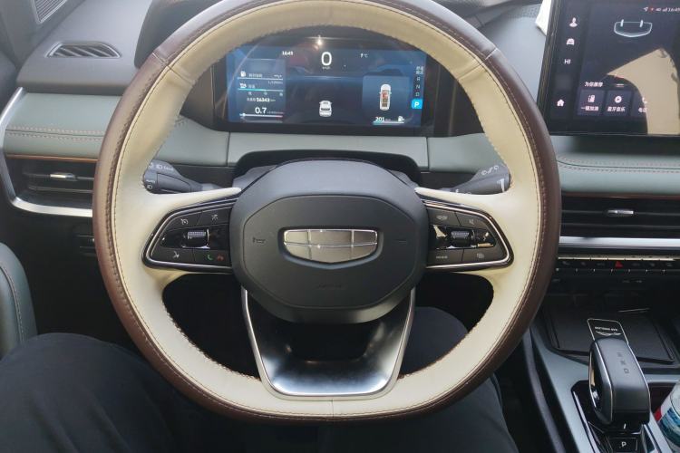 Used Geely Auto Haoyue L 2023 2.0T DCT Prestige Edition Steering Wheel