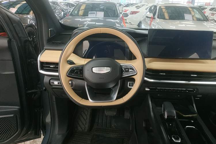 Used Geely Auto Haoyue L 2023 2.0T DCT Flagship Version Steering Wheel