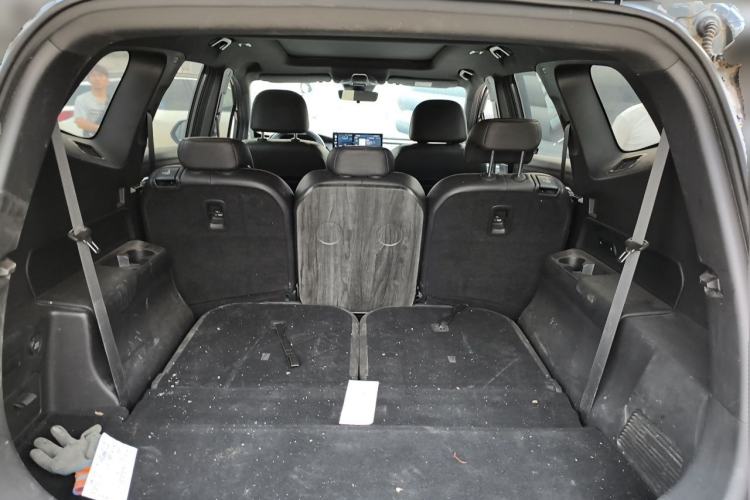 Used Geely Auto Haoyue L 2023 2.0T DCT Prestige Edition Trunk